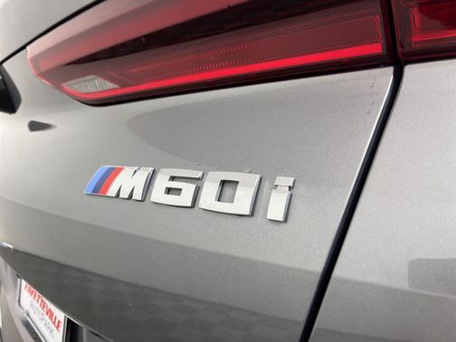2024 BMW X6 M60i