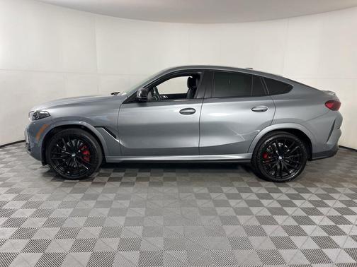 2024 BMW X6 M60i