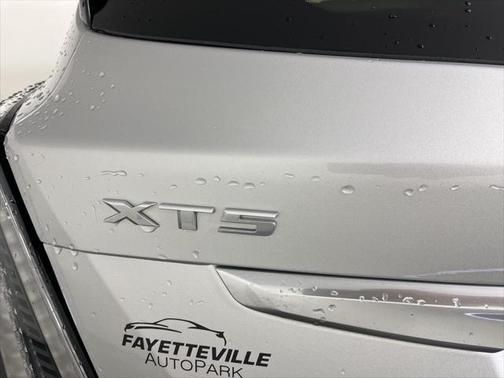 2020 Cadillac XT5 Sport