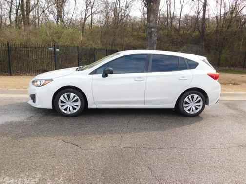 2019 Subaru Impreza 2.0i