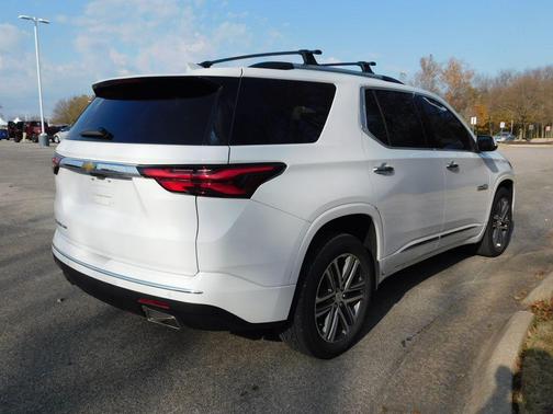 2023 Chevrolet Traverse High Country