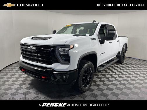 Summit White 2026 Chevrolet Silverado 2500 LT