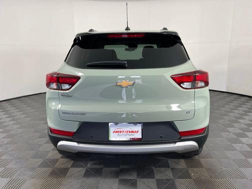 Cacti Green 2026 Chevrolet Trailblazer LT