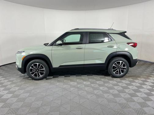 Cacti Green 2026 Chevrolet Trailblazer LT