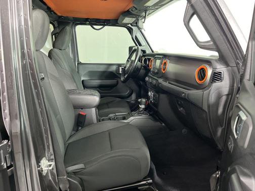 2020 Jeep Gladiator Sport S