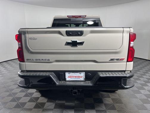 White Sands 2026 Chevrolet Silverado 1500 ZR2