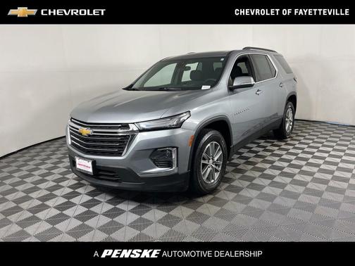 Sterling Gray Metallic 2023 Chevrolet Traverse LT Cloth