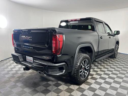 Onyx Black 2024 GMC Sierra 1500 AT4