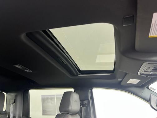 Onyx Black 2024 GMC Sierra 1500 AT4