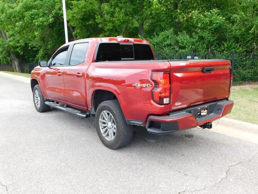 Radiant Red Tintcoat 2024 Chevrolet Colorado LT