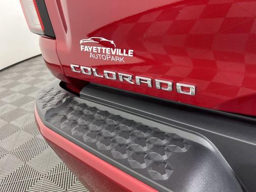 Radiant Red Tintcoat 2024 Chevrolet Colorado LT