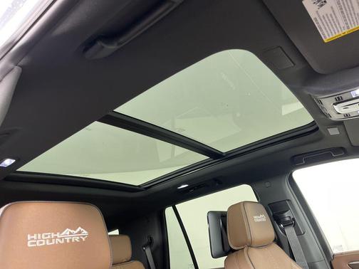 2026 Chevrolet Tahoe 4WD High Country