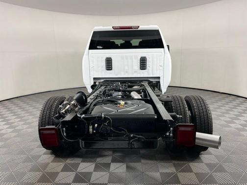 2026 Chevrolet Silverado 3500 WT