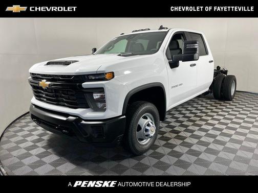 2026 Chevrolet Silverado 3500 WT