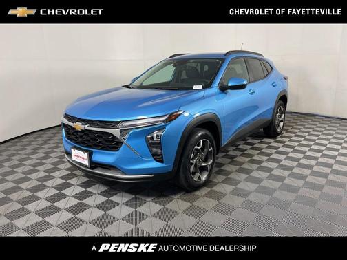Marina Blue Metallic 2025 Chevrolet Trax LT