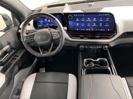 2025 Chevrolet Silverado EV RST