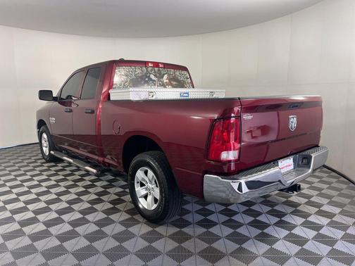 Delmonico Red Pearlcoat 2019 RAM 1500 Tradesman