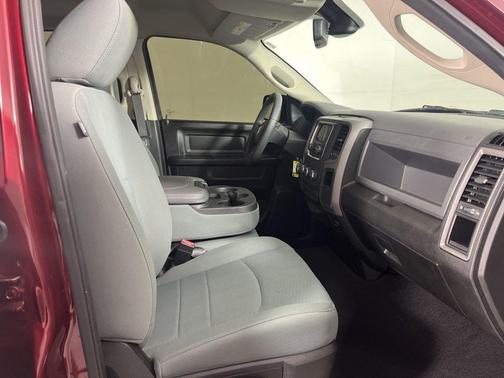 Delmonico Red Pearlcoat 2019 RAM 1500 Tradesman