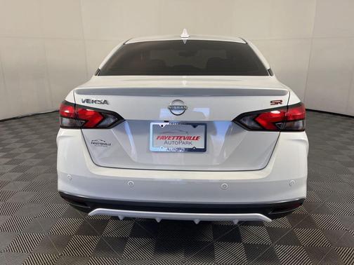 2024 Nissan Versa 1.6 S