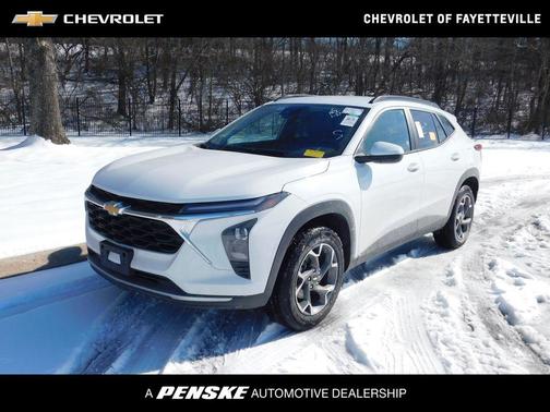 2025 Chevrolet Trax LT