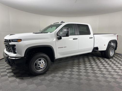 2026 Chevrolet Silverado 3500 WT
