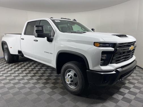 2026 Chevrolet Silverado 3500 WT