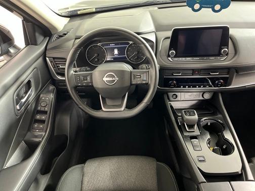 Super Black 2025 Nissan Rogue SV