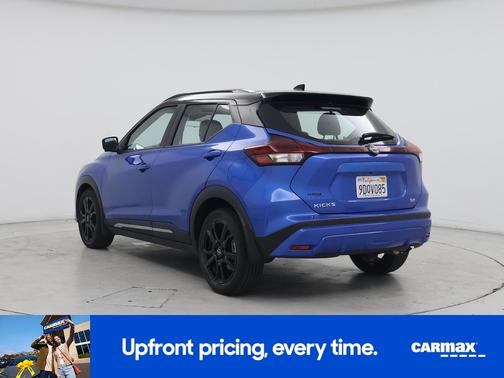 2023 Nissan Kicks SR