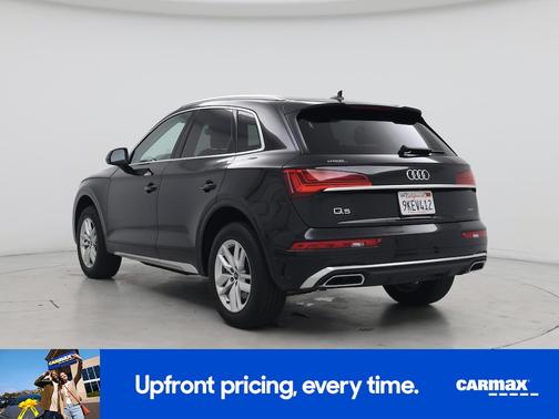 2024 Audi Q5 S-Line Premium