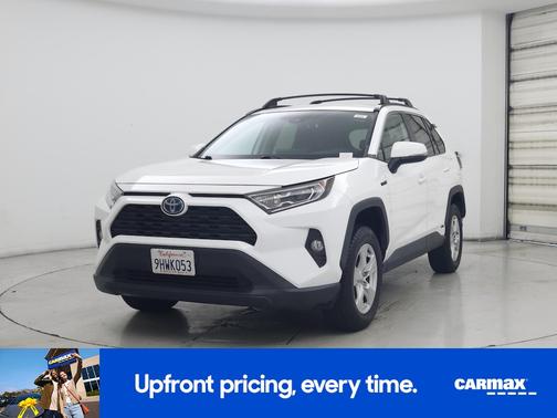 White 2020 Toyota RAV4 Hybrid XLE
