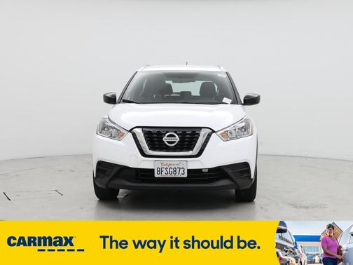 2018 Nissan Kicks S