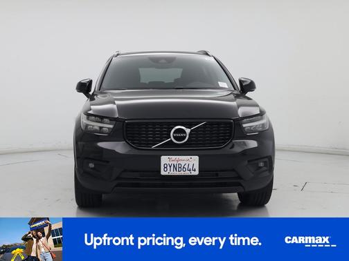 2021 Volvo XC40 T5 R-Design