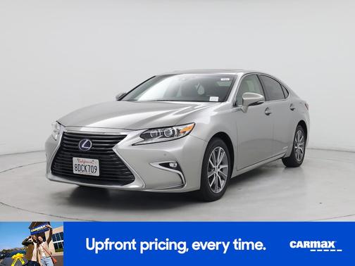 2018 Lexus ES 300h 