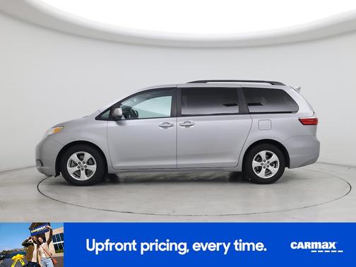 2016 Toyota Sienna LE