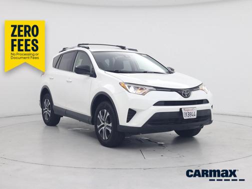 White 2018 Toyota RAV4 LE