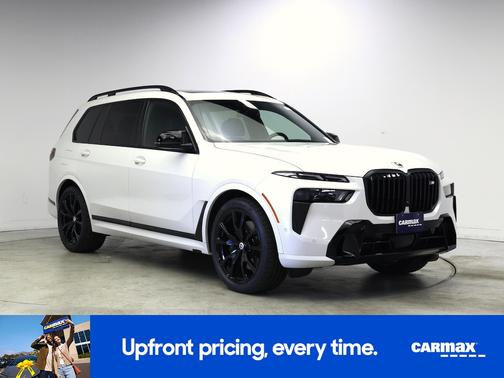 White 2023 BMW X7 M60