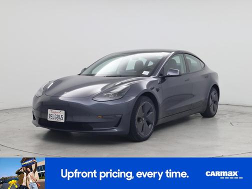 Gray 2022 Tesla Model 3 Long Range