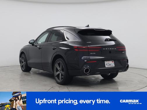 2023 Genesis GV70 
