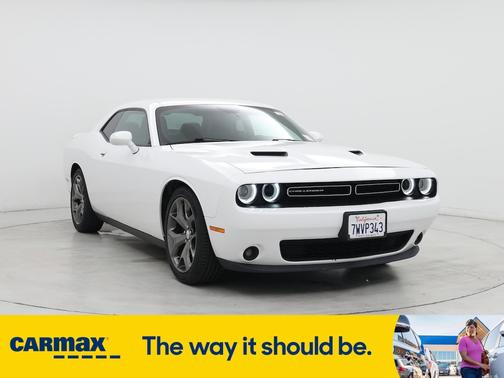 2016 Dodge Challenger SXT Plus