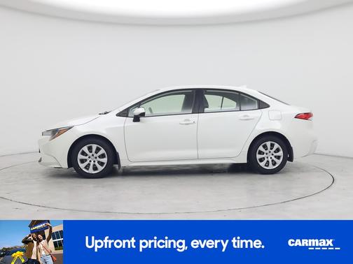 Pearl 2021 Toyota Corolla LE