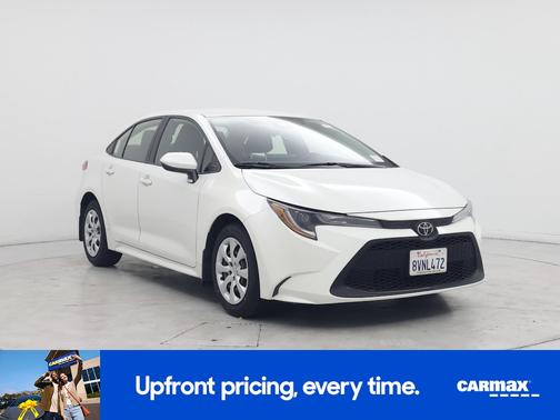 Pearl 2021 Toyota Corolla LE
