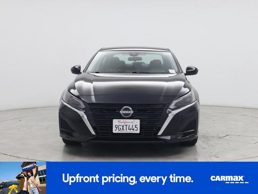 2023 Nissan Altima SV