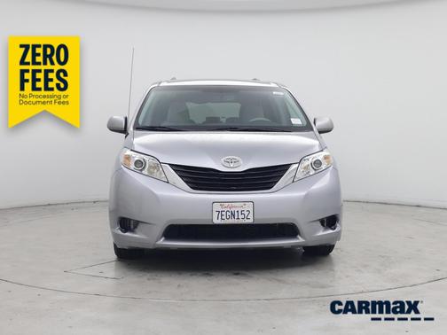 Silver 2014 Toyota Sienna LE
