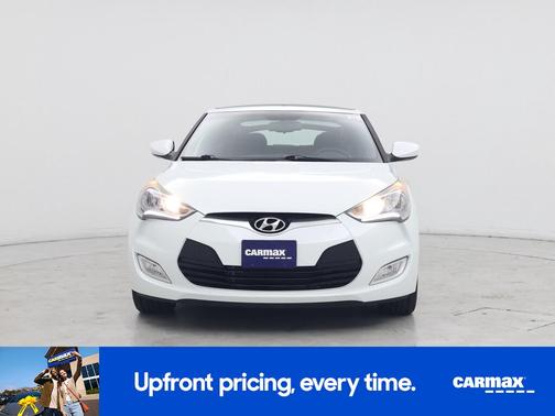 White 2016 Hyundai Veloster