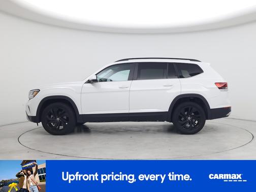 White 2023 Volkswagen Atlas SE w/Tech