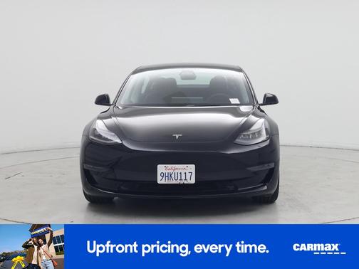 Black 2023 Tesla Model 3