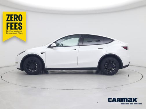 White 2023 Tesla Model Y Long Range