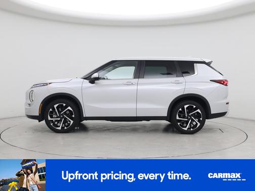 2022 Mitsubishi Outlander SE