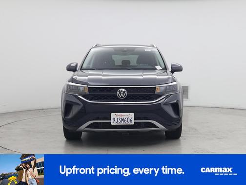 Gray 2024 Volkswagen Taos SE