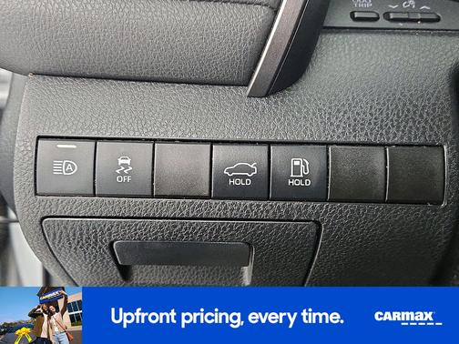 2022 Toyota Camry Hybrid XSE